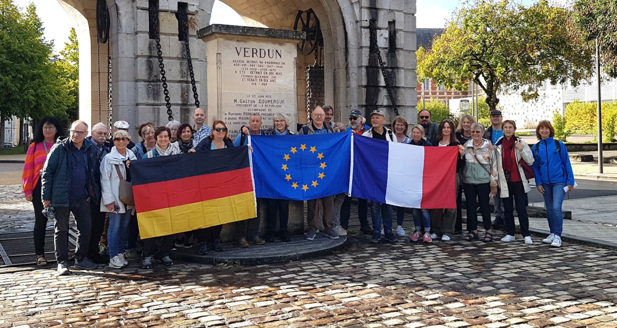 2025.09 EFS Herbstwanderung Gruppe in Verdun